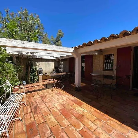 Jolie Maison - Place Des Lices A 350m 펜션 *